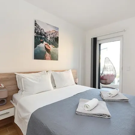 Lecija Apartment *