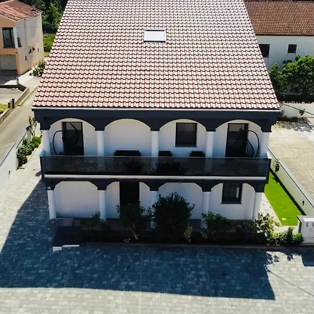 Apartment Lecija