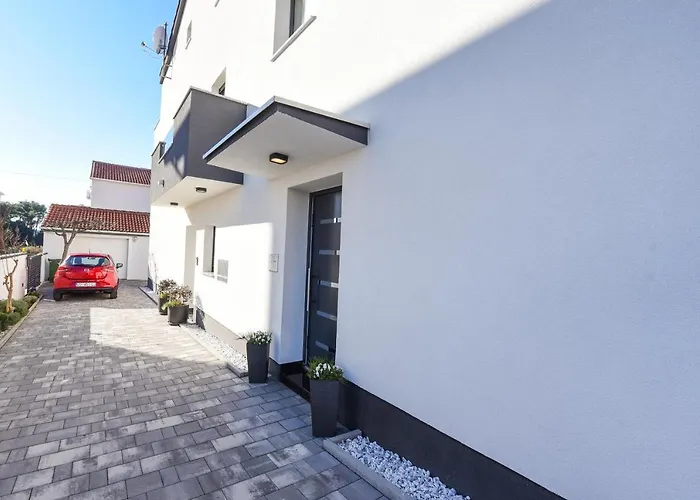 דירה Lecija זאדאר